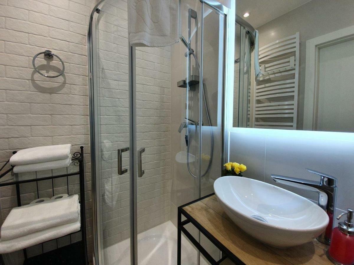 科沃布热格Apartament Azure 19 - 365Pam公寓 外观 照片
